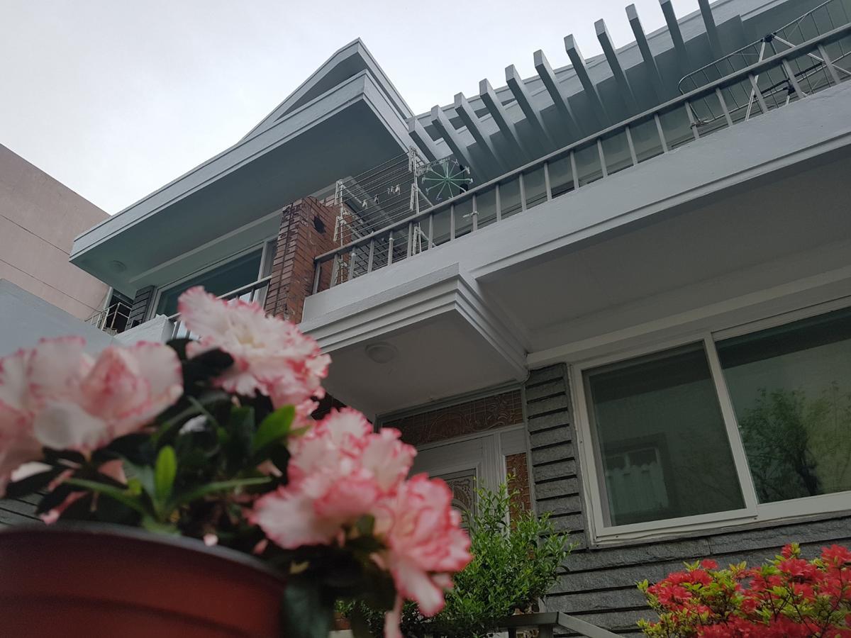 Byulbam Guesthouse Кванджу Экстерьер фото